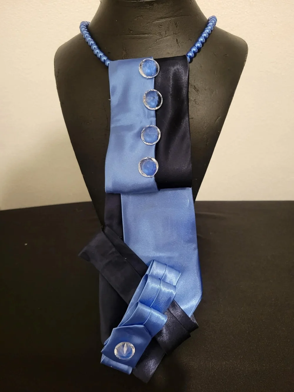 Ladies CRAFTED CEEARIVE TIES